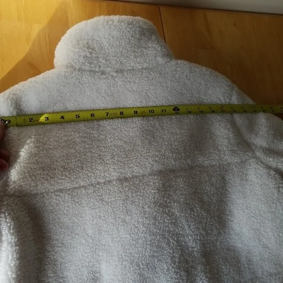 Levi's Women's Stand Collar Sherpa Puffer Jacket - Picture 8 of 12